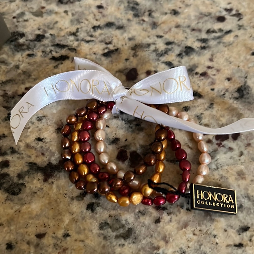 Honora Pearl set of 4 stretch bracelets